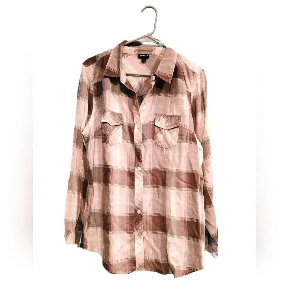 Torrid, Size 1, Purple/pink Brushed Acrylic Flannel Button Up Tunic - Picture 1 of 6